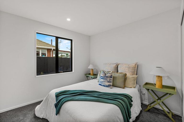 Photo of property in 10a Farquhars Road, Redwood, Christchurch, 8051