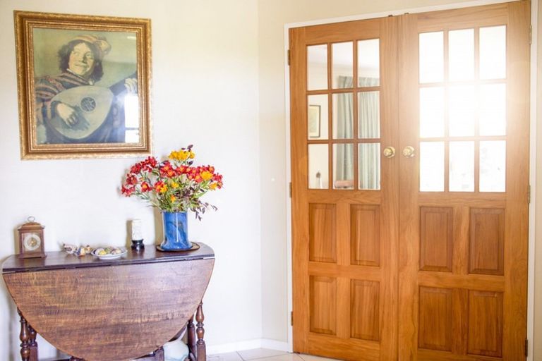 Photo of property in 128 Avenue Road, Greenmeadows, Napier, 4112