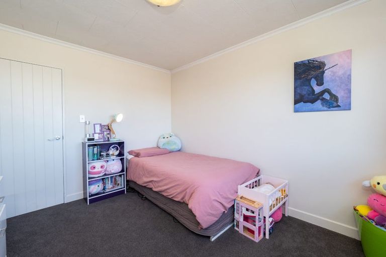 Photo of property in 14 Nixon Street, Tinwald, Ashburton, 7700