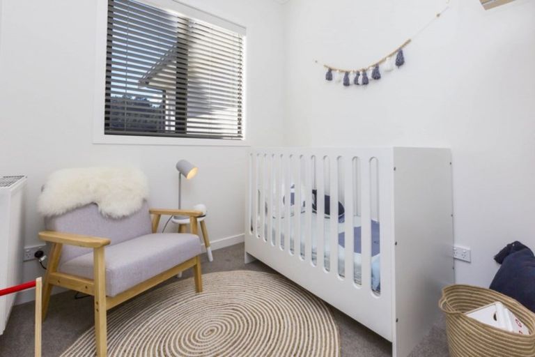 Photo of property in 7 Hopkirk Avenue, Wallaceville, Upper Hutt, 5018