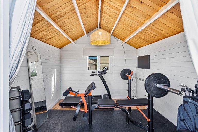 Photo of property in 113a Chaucer Road, Hospital Hill, Napier, 4110