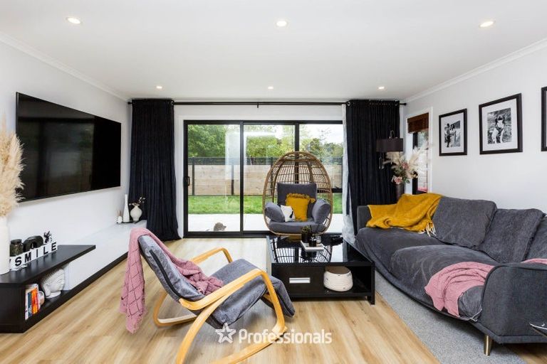 Photo of property in 11 Reakes Crescent, Wallaceville, Upper Hutt, 5018