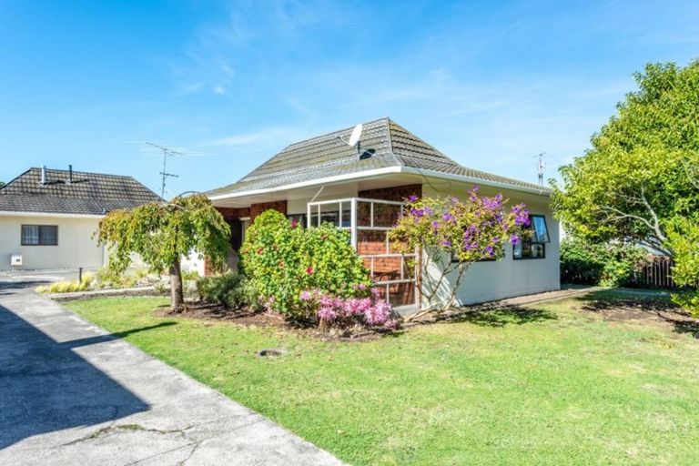 Photo of property in 277 Aberdeen Road, Gisborne, 4010