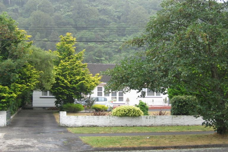 Photo of property in 26 Black Beech Street, Birchville, Upper Hutt, 5018