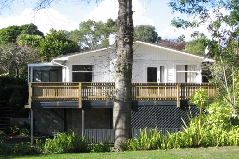 Photo of property in 17 Selwyn Road, Havelock North, 4130