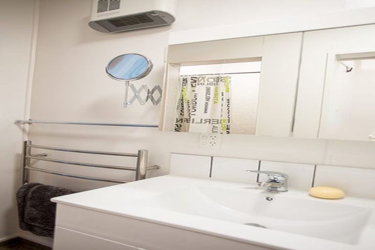 Photo of property in 14a Farley Street, Kaikorai, Dunedin, 9010