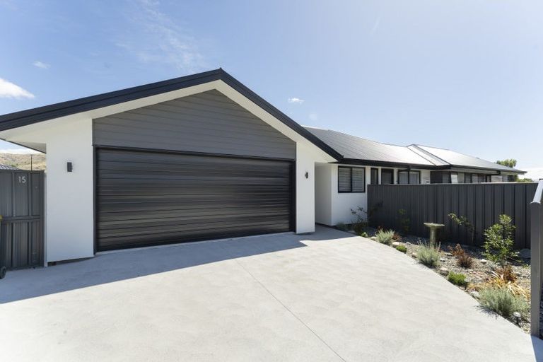 Photo of property in 15 Quigley Crescent, Cromwell, 9310