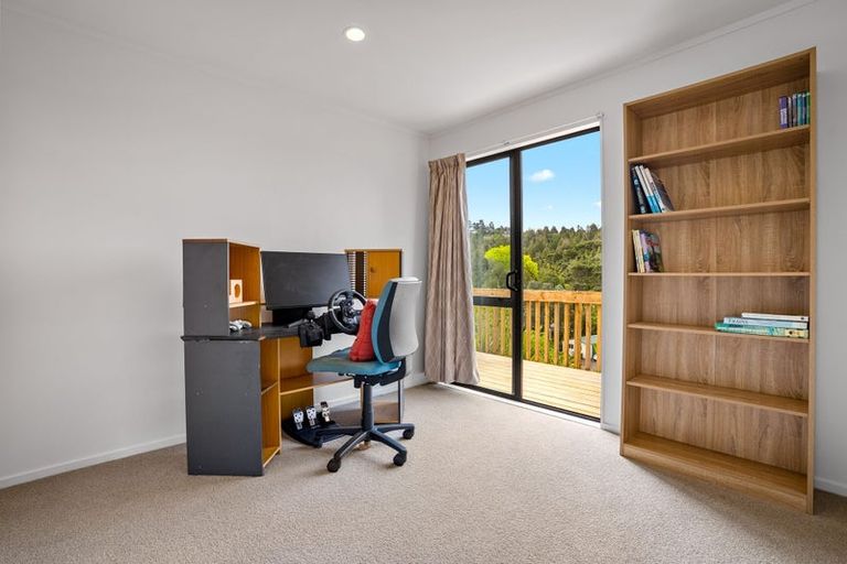 Photo of property in 5a Piripiri Crescent, Torbay, Auckland, 0630