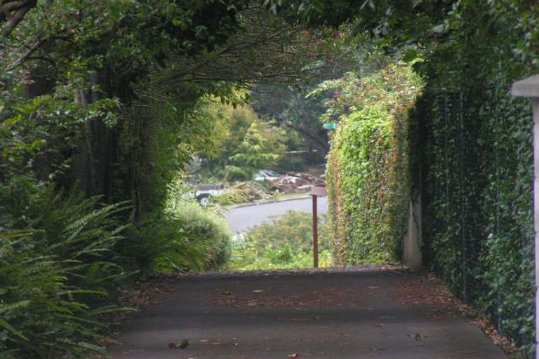 Photo of property in 260 Lake Road, Hauraki, Auckland, 0622