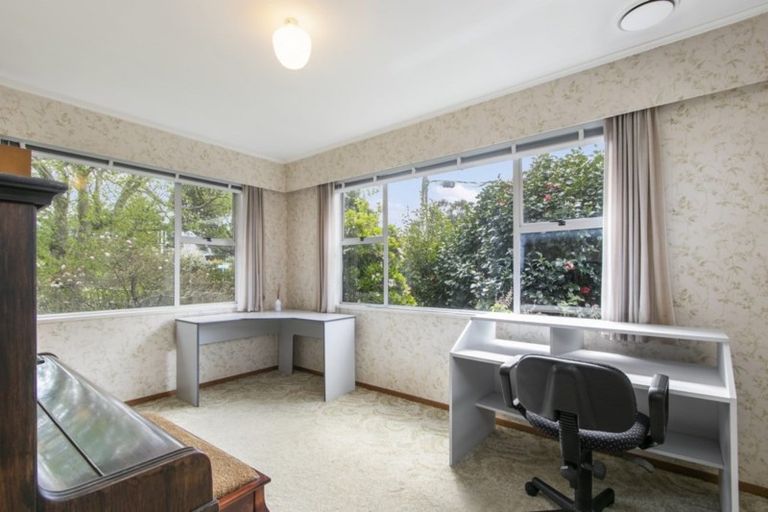 Photo of property in 57 Cambridge Terrace, Waiwhetu, Lower Hutt, 5011
