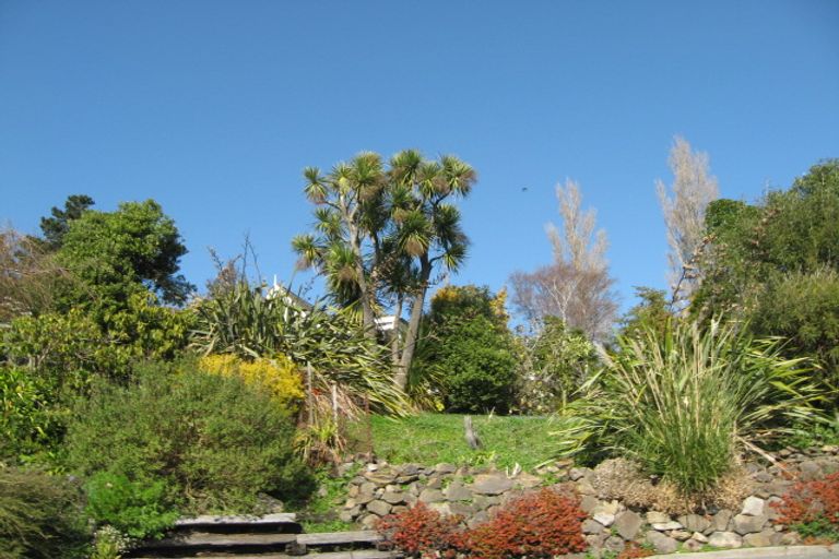 Photo of property in 17 Amherst Place, Cashmere, Christchurch, 8022