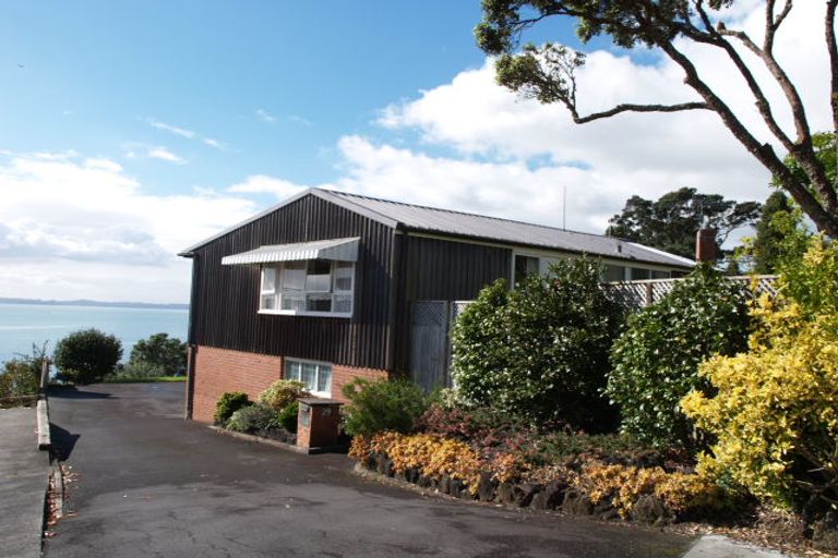 Photo of property in 29 Island View Terrace, Cockle Bay, Auckland, 2014