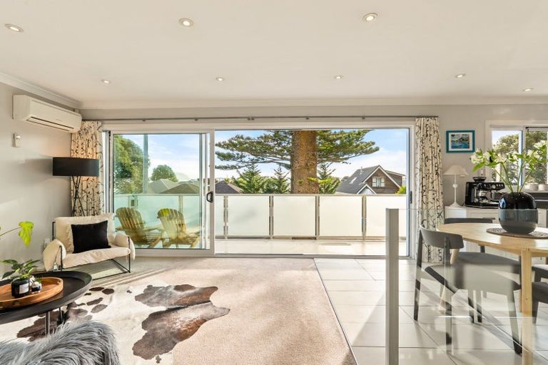 Photo of property in 225 Muritai Road, Eastbourne, Lower Hutt, 5013