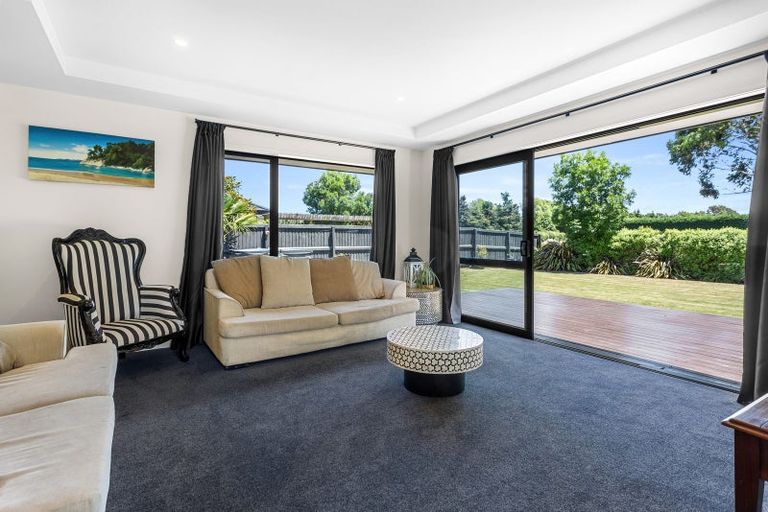 Photo of property in 11 Woodlaw Crescent, Prebbleton, 7604