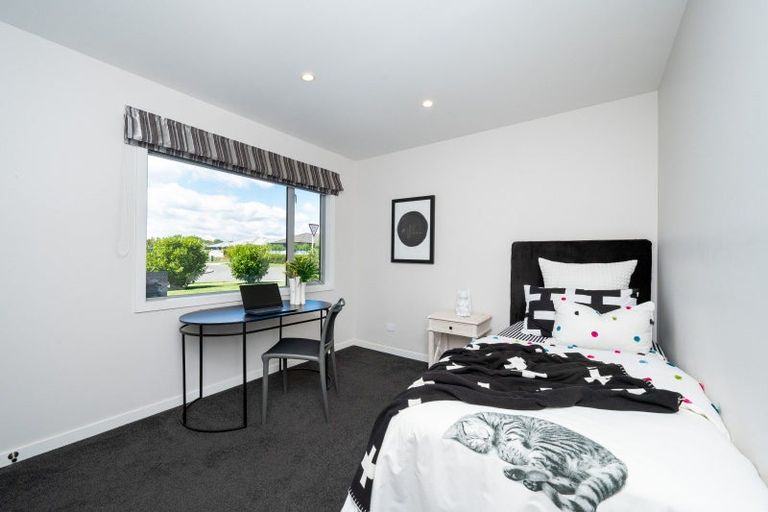 Photo of property in 8 Mckay Close, Frimley, Hastings, 4120