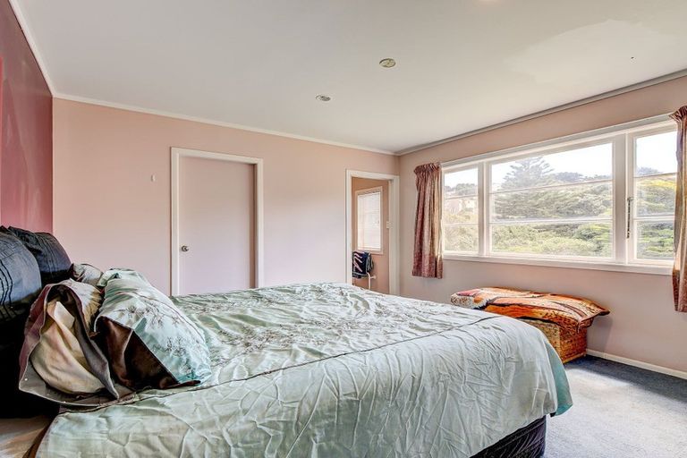 Photo of property in 27 Thornley Street, Titahi Bay, Porirua, 5022