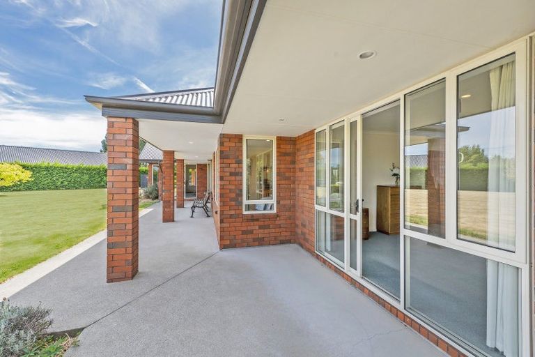 Photo of property in 21 Churchlea Place, Darfield, 7510