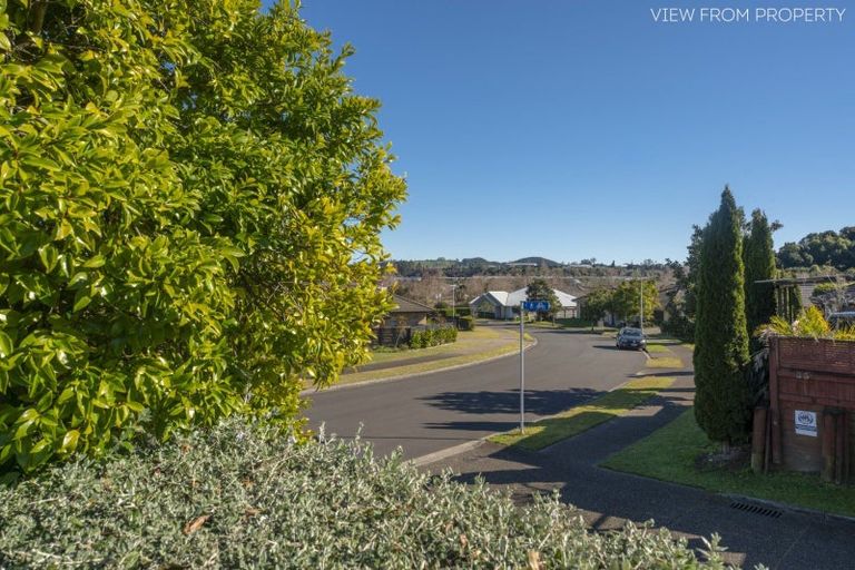 Photo of property in 49 Bathurst Crescent, Pyes Pa, Tauranga, 3112