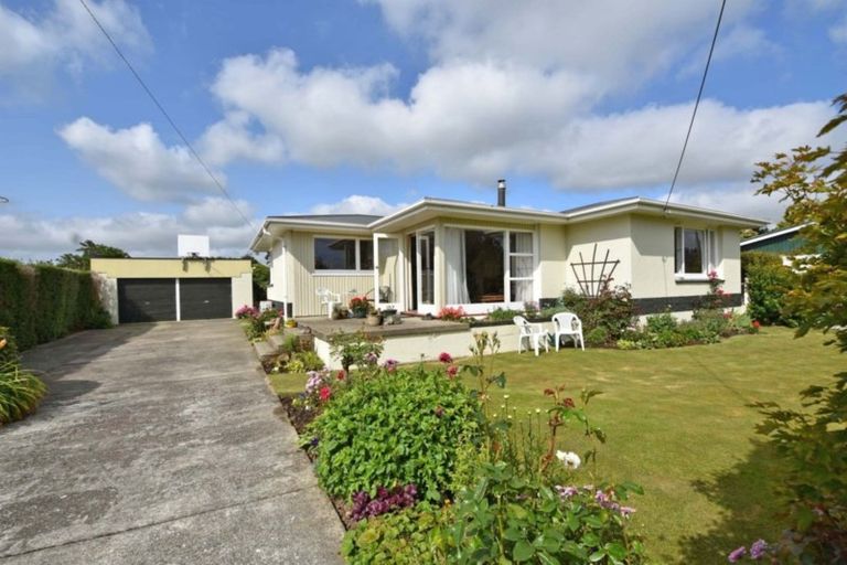 Photo of property in 38 Kirkoswald Street, Wallacetown, 9816