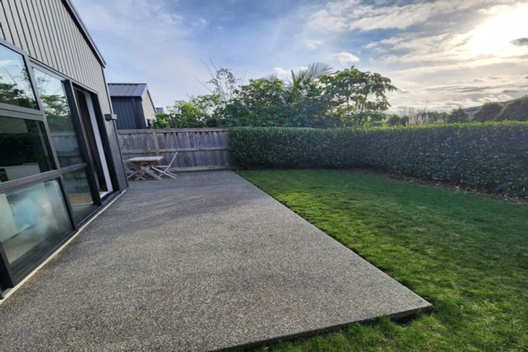 Photo of property in 6 Paddock Lane, Pukekohe, 2120