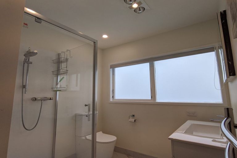 Photo of property in 1/68 Stredwick Drive, Torbay, Auckland, 0630