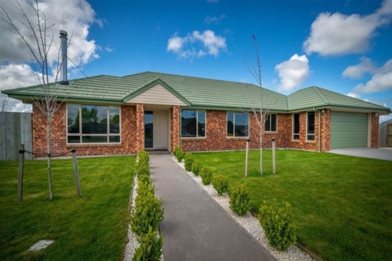 Photo of property in 56 Beaumont Drive, Rolleston, 7614