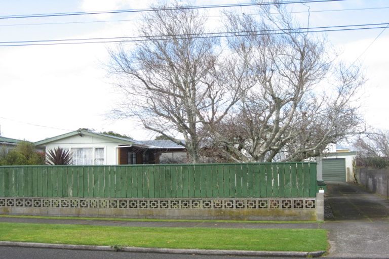 Photo of property in 33 Davies Road, Hurdon, New Plymouth, 4310