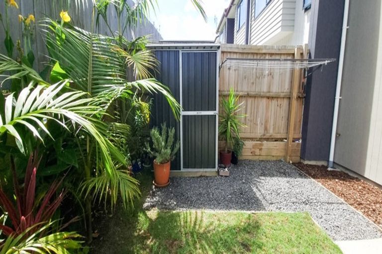 Photo of property in 86 Matawhanga Drive, Wattle Downs, Auckland, 2103