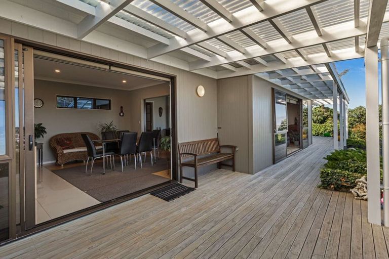 Photo of property in 24 Wairere Road, Bastia Hill, Whanganui, 4500