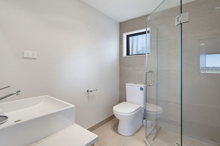 Photo of property in 33a St James Avenue, Helensville, 0800