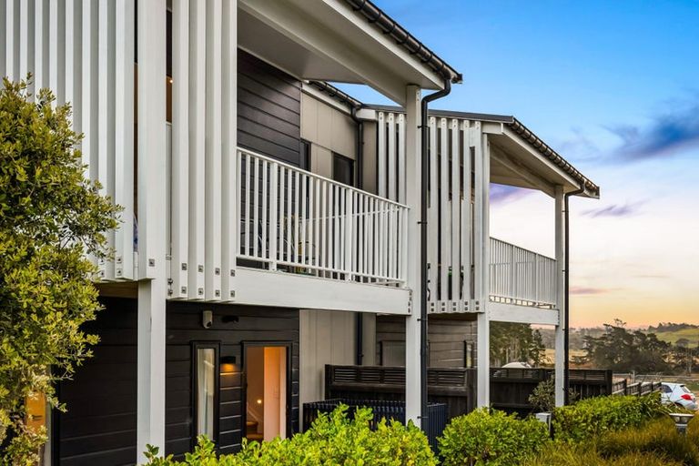 Photo of property in 20 Pukewhero Rise, Westgate, Auckland, 0614