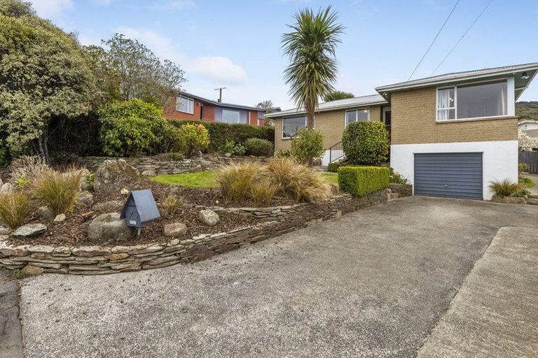 Photo of property in 75 Gilkison Street, Halfway Bush, Dunedin, 9010