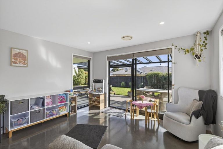 Photo of property in 4a James Drive, Bell Block, New Plymouth, 4312