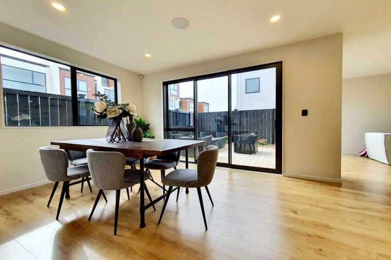 Photo of property in 5 Sager Midgley Road, Hobsonville, Auckland, 0616