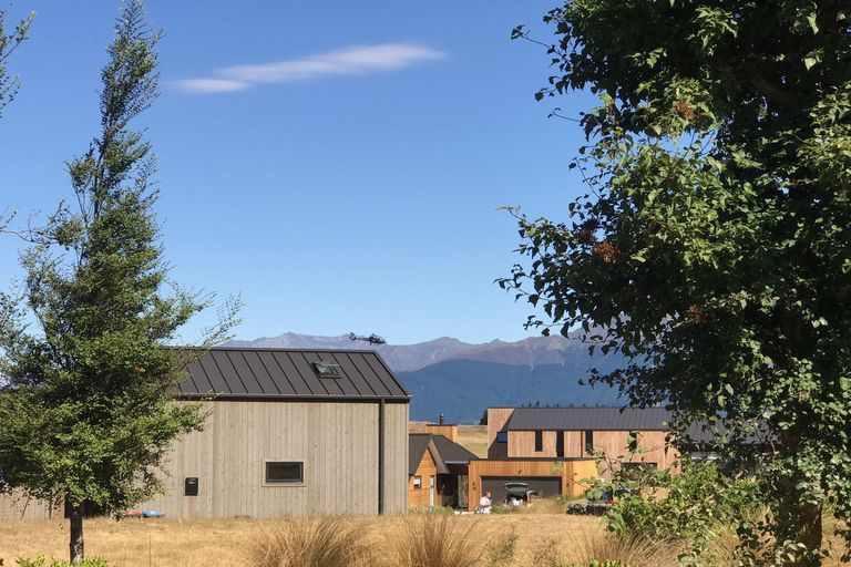 Photo of property in 9 Kerrera Lane, Jacks Point, Queenstown, 9371