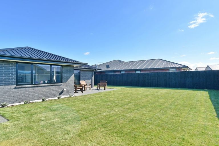 Photo of property in 16 Chambers Avenue, Woodend, 7610