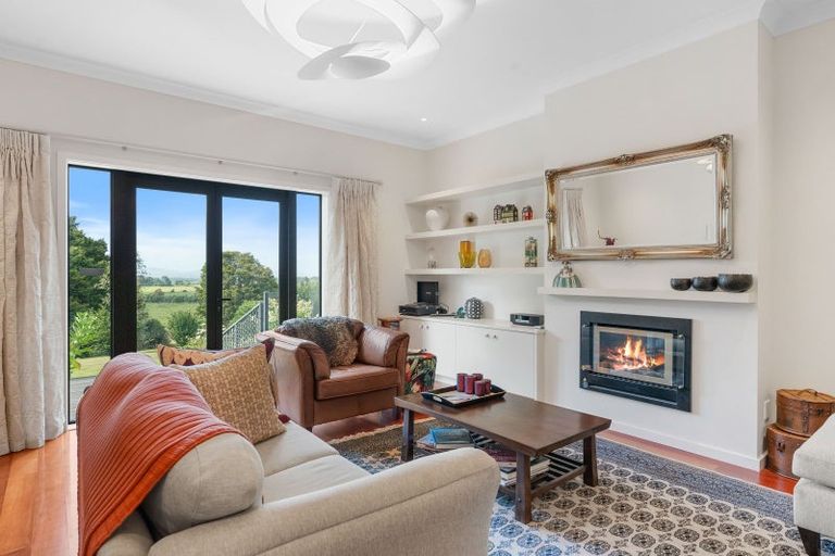 Photo of property in 36 Hoeke Road, Carrington, Carterton, 5791