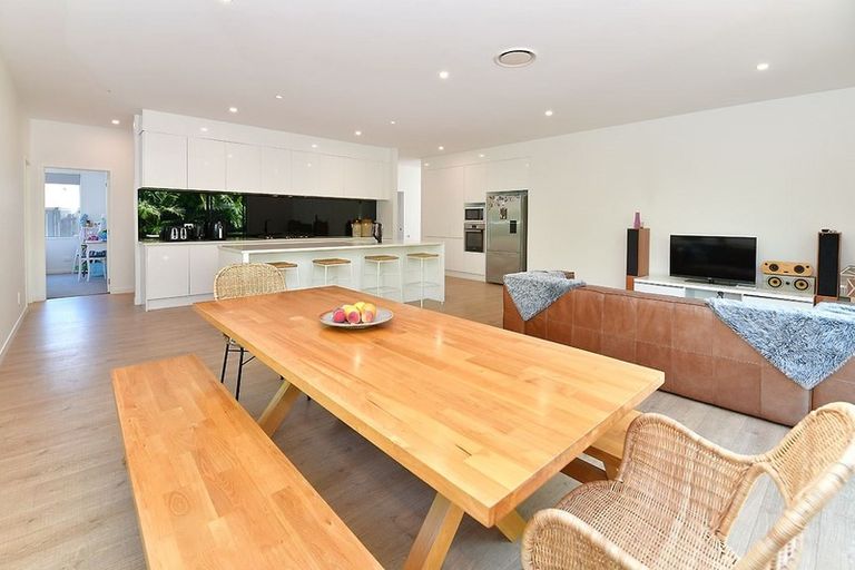Photo of property in 55 Harvest Avenue, Orewa, 0931
