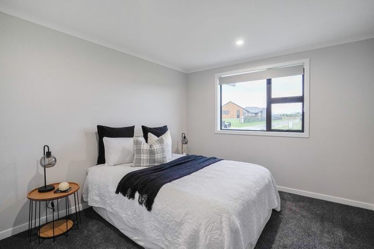 Photo of property in 15 Chatham Rise, Seaward Bush, Invercargill, 9812