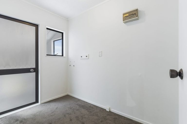 Photo of property in 23 Crail Court, Totara Heights, Auckland, 2105