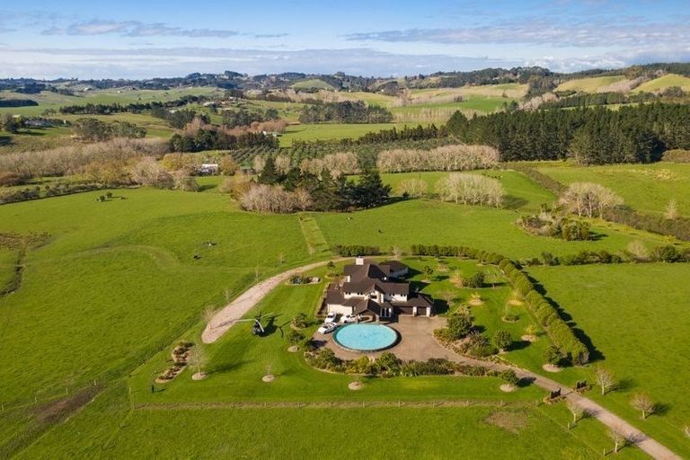 Photo of property in 273 Forestry Road, Waitoki, Kaukapakapa, 0871