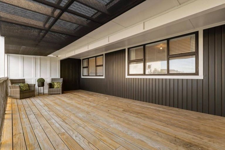 Photo of property in 111 Boucher Avenue, Te Puke, 3119