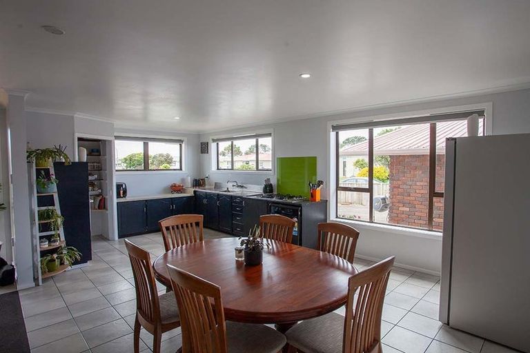 Photo of property in 7 Te Whena Place, Waitara, 4320
