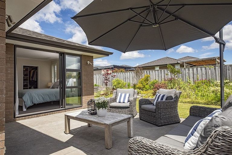 Photo of property in 12 Turpin Road, Riverhead, 0820