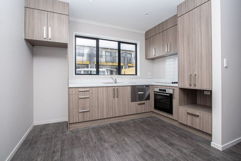 Photo of property in 10/10 Charlemont Street, Whitiora, Hamilton, 3200