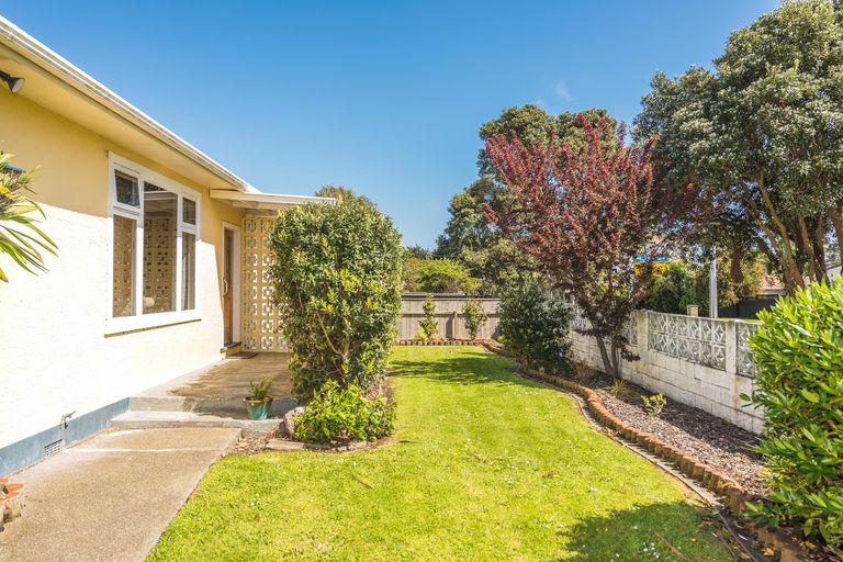 Photo of property in 1 Plunket Street, Durie Hill, Whanganui, 4500