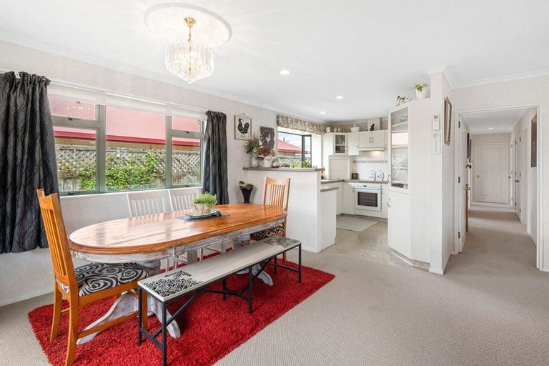 Photo of property in 143 Dixon Street, Masterton, 5810