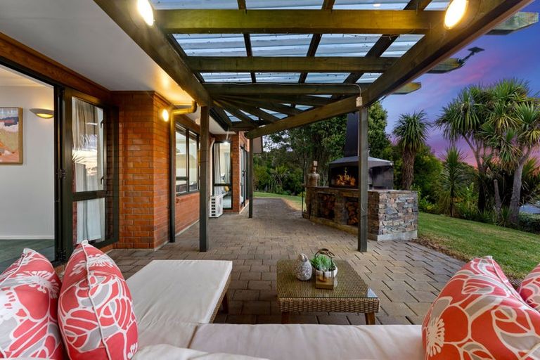 Photo of property in 13 Tanah Merah Drive, Papakura, 2110