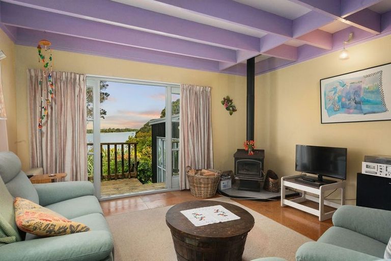 Photo of property in 26 Pohutukawa Drive, Athenree, Waihi Beach, 3177