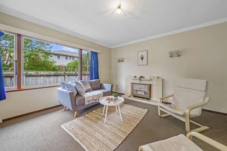 Photo of property in 212 Waiwhetu Road, Waterloo, Lower Hutt, 5011